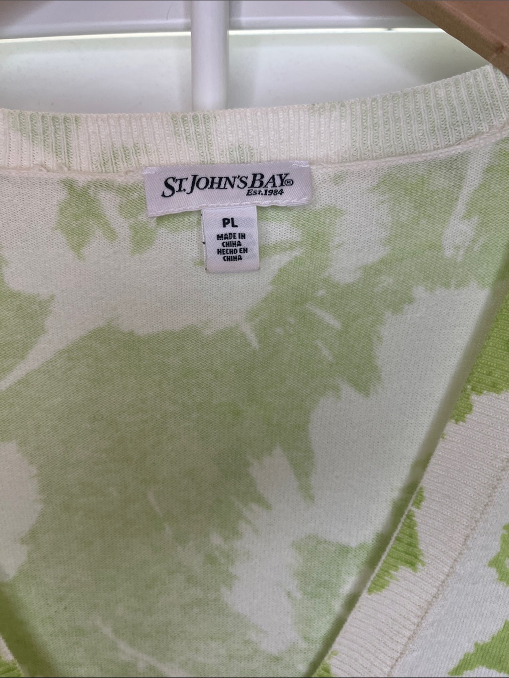 St. John's Bay Lime Green and White Floral V-Neck Cardigan PL Cotton - Picture 3 of 6